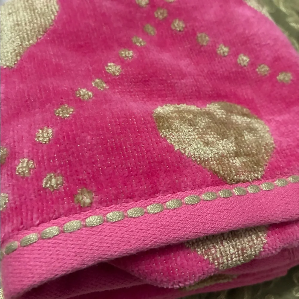 Golden hearts towels set